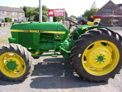 John Deere 1040 4wd