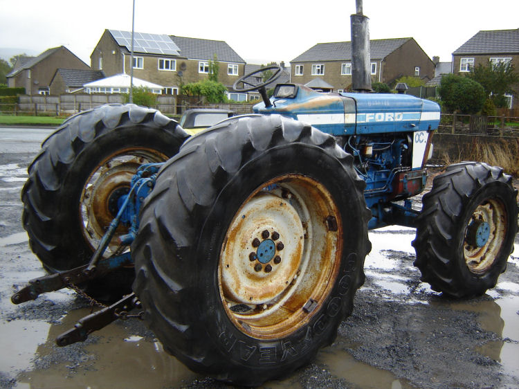 Tractor ford 5610 4x4 #7