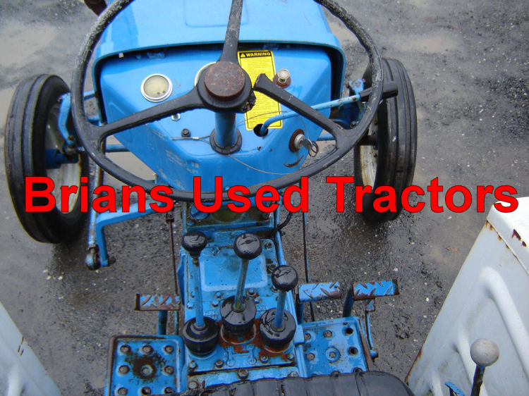 Ford 1000 tractor data
